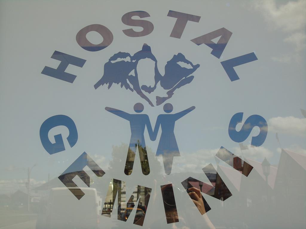 Hostal Geminis Puerto Natales Dış mekan fotoğraf