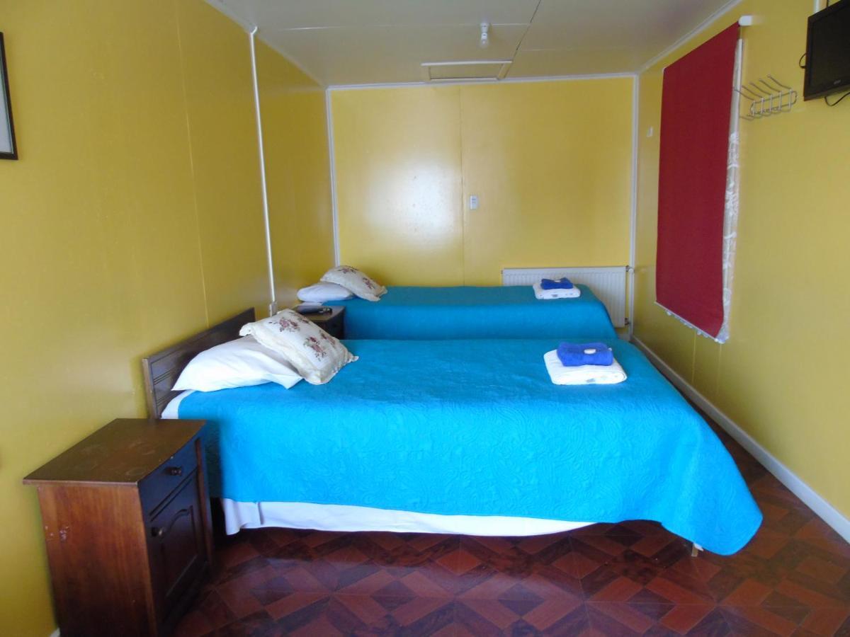 Hostal Geminis Puerto Natales Dış mekan fotoğraf